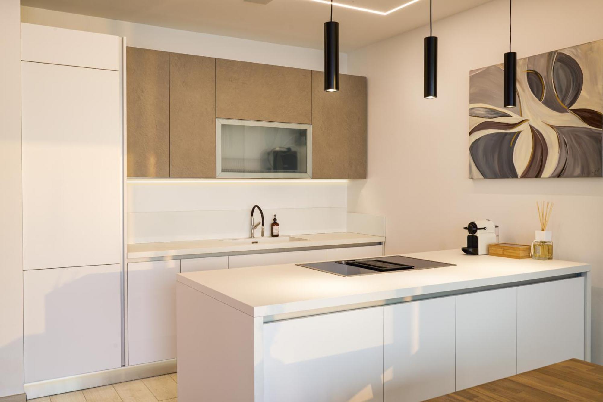 Salvatorehomes - Luxurious Dreamview Waterfront Apartment In Torri Del Benaco With Pool - Casa Azura - A 5 Star Luxury Collection At Lake Garda エクステリア 写真